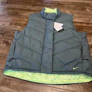 Nike Therma Fit Puffer Vest Womens L Repel Reversible Green Golf NEW - Picture 1 of 14