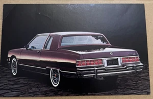 VINTAGE UNUSED POSTCARD - 1981 PONTIAC BONNEVILLE COUPE - Picture 1 of 2