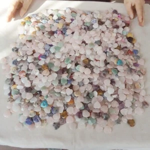 9.8LB 1300 Tiny Natural Quartz Crystal Jasper Heart Mixed Stone Polished Healing - Picture 1 of 12