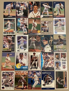 HOF Greg Maddux Atlanta Braves Baseball Cards ⚾️ 25 card lot ⚾️ 1994-2001 - Imagen 1 de 12
