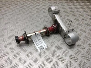 2012 TRIUMPH STREET TRIPLE 675 `R` Bottom Yoke - Picture 1 of 4