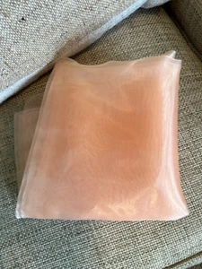NUEVA TELA TRICOT DE NAILON TRANSPARENTE COSTURA ARTESANAL MELOCOTÓN 30X58" UNA PIEZA NARANJA - Imagen 1 de 2