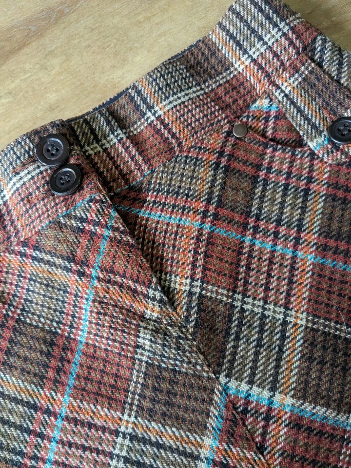 Falda para mujer H&M tartán a cuadros con botones talla 4 óxido/marrón/azul estilo de colección Foto 1 de 4