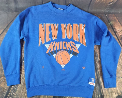 New York Knicks Nutmeg USA Vintage NBA Crewneck Pullover Sweatshirt Large vtg Cover