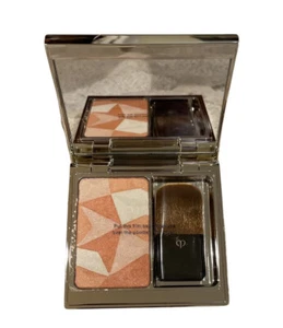 NIB Cle de Peau Luminizing Face Enhancer #15 Golden Apricot .35 oz - Picture 1 of 4
