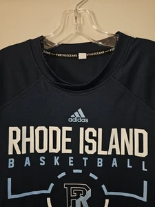 University Of Rhode Island Medium Mens Blue Graphic Logo Tshirt NCAA - Picture 1 of 12