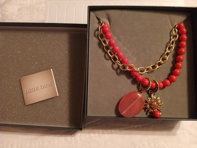 Collar Heidi Daus Lazo Trasero Alrededor Cadena Dorada/Color Coral Cuentas con 2 Potenciadores-N Foto 1 de 4