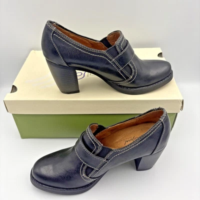 Natural Soul by Naturalizer 黑色踝靴 2.75 英寸方跟舒适尺寸 5.5 — 第 1/4 张图片