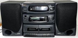 Sanyo AWM-170u Radio CD Player/ Dual Cassette Decks. AWM-170SP Tested. No Remote - Picture 1 of 22