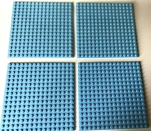 LEGO ® 4 Bauplatten 16 x 16 Noppen hellblau / 4 x Bauplatte / Grundplatte / NEU - Picture 1 of 4