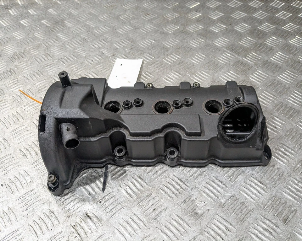AUDI Q7 MK1 4L ROCKER COVER LEFT SIDE 3.0 TDI CRCA - CRC DIESEL 2012   - Image 1 of 4