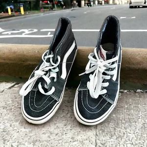 Vans Kids High Top, Black & White Suede Sneakers Shoes Kids Size 3 Play Shoes - Picture 1 of 11