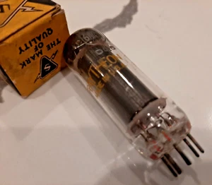 Raytheon EL90 6AQ5 en caja Sylvania aleatoria - Tubo de alimentación probado y garantizado - Imagen 1 de 6