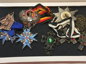 ROTH BEI NUREMBERG BADGE MEDALS POUR LE MERITE AND OTHER MOTIFS - Picture 1 of 11