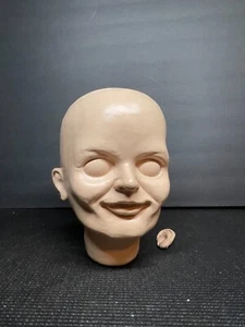 Cabeza de muñeca Annabelle El conjuro réplica de película de terror utilería como está - Imagen 1 de 10