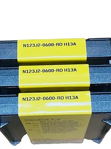30 Stück Sandvik Hartmetalleinsätze: N123J2-0600-RO H13A - Bild 1 von 2
