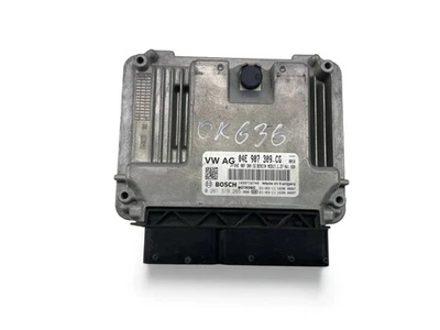 VW GOLF VII 5G1, BQ1, BE1, BE2 Motorsteuergerät ECU 04E907309CG 2020 33069324 - Image 1 of 4