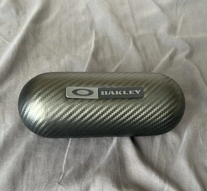 Oakley Large Carbon Fiber Vault Sunglasses Eyewear Protective Hard Case - Picture 1 of 3