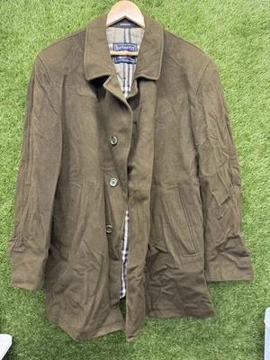 Men's Burberry Vintage Wool Coat Button Up Dark Green/Olive 42-1/2 Inch 54cms - Image 1 of 4