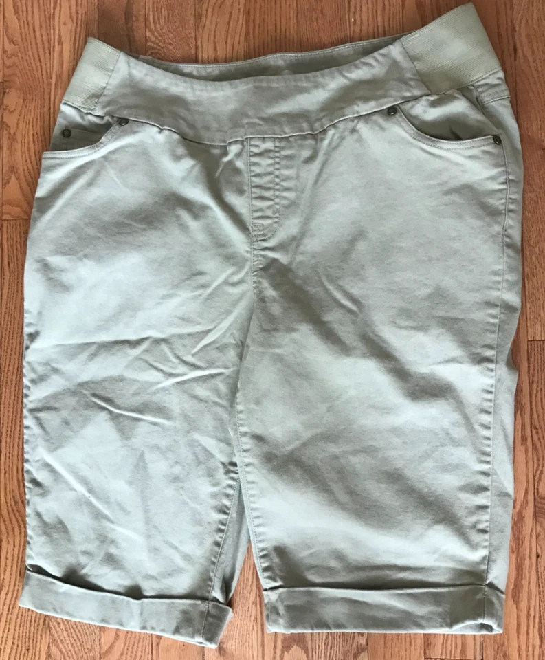 Woman Within 16W Comfort Waist Beige Denim Cuffed Bermuda Shorts 36"W x 12"L - Image 1 of 4