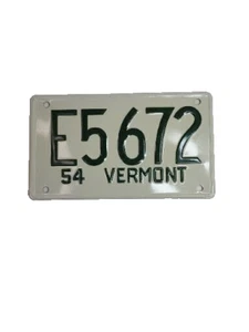 Vintage Collectibles 1954 Wheaties Vermont Metal Bicycle License Plate E5672 - Picture 1 of 5