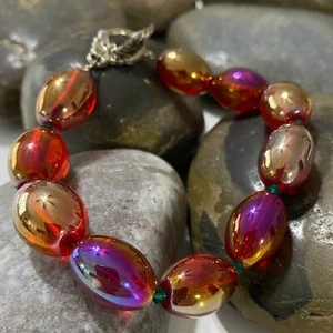 Pulsera hecha a mano de vino sangría iridiscente lucita y plata de ley - Imagen 1 de 4