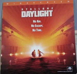DAYLIGHT Widescreen Laser Disc (MCA/Universal 43140) STALLONE LN - Picture 1 of 1