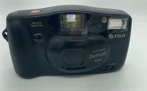 Fuji DL-95 Super 35mm Film Camera - Good Condition - Flash Fires - Foto 1 di 5