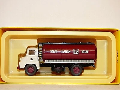 Lledo Vanguards Thames Trader Tanker North Eastern Gas Board VA9000 - Image 1 of 2