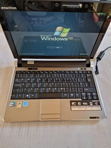 eMachines eM250 Windows XP Atom N270 1.6GHz 1GB RAM 160GB HDD 10.1" Untested - Picture 1 of 15