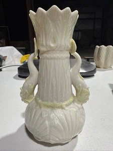 Belleek "Delphin Spill Vase" ~ grün 6. Mark (1965 - 1980) 6 1/4" - Bild 1 von 10