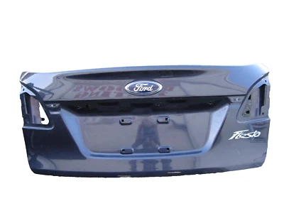 Carcasa tapa maletero Ford Fiesta 2011 2012 2013 dp70250 OEM Foto 1 de 4