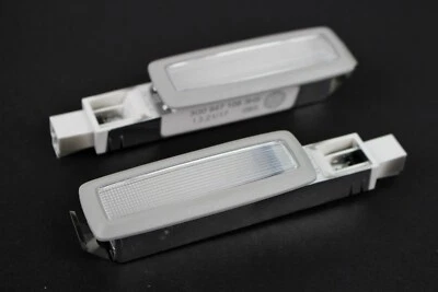 3G0947109 Original VW Arteon 3H LED Make-Up Light Interior Light Lamp Front - Image 1 of 4