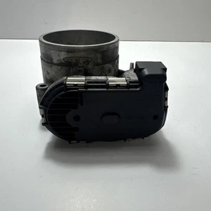 2003 - 2006 Porsche Cayenne 4.5L Throttle Body Assembly OEM 948.605.115 - Picture 1 of 12