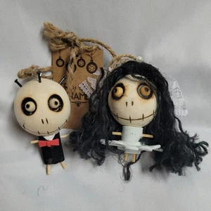 New Pier 1 Imports Halloween Wooden Groom & Bride La LLorona Crazy Head Ornament - Picture 1 of 6