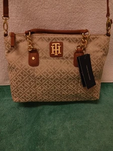 Tommy Hilfiger Beige Signature Logo Handbag Purse Satchel w Crossbody Strap NWT - Picture 1 of 19