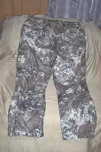 Women 2X Camo Pants Water Proof Insulated Cold Weather Hunting Pants Strata Camo - Picture 1 of 7