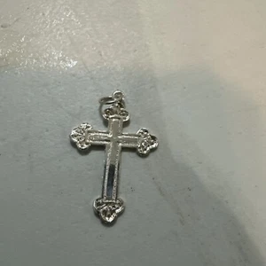Sterling Silver Pendant Cross. 1.2 Grams . Not Marked . Is Tested. - Picture 1 of 4
