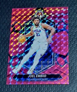 2023-24 Panini Mosaic Joel Embiid Pink Prizm 088/149 #170 Philadelphia 76ers SP - Bild 1 von 5