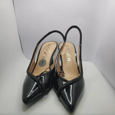 UNISA WOMENS SLIP ON HEELS SIZE 7 COLOR BLACK - Image 1 of 4