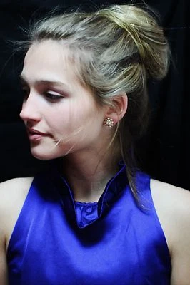 KATE SPADE NY CLUSTER PUTTING ON THE RITZ CRYSTAL STUD POST EARRINGS BRIDAL PAVE - Image 1 of 4