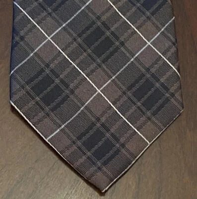 Gravata masculina Stafford marrom preta feita à mão 100% seda feita na China - Imagem 1 de 4