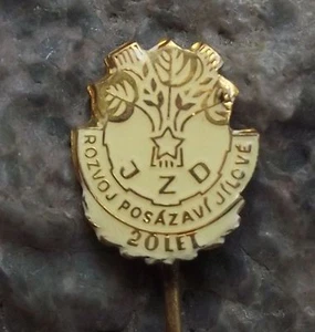 JZD Czechoslovakia Agricultural Collective Unionised Farming Jilove Pin Badge - Picture 1 of 2