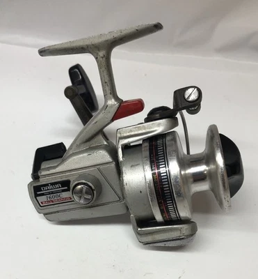 Vintage Daiwa Silver Series 1600c Ball Bearing Spinning Reel - Image 1 of 4