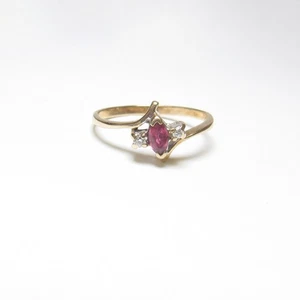 Estate 14K Yellow Gold 0.25 Ct Natural Marquise Wine Red Ruby And Diamond Ring - Picture 1 of 4