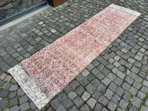 Bohemian rugs, Runner rug, Handmade, Turkish rug, Vintage, Wool | 2,7 x 9,5 ft - Picture 1 of 10