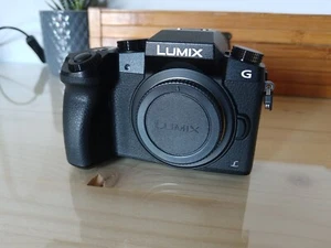 Panasonic Lumix G7 COME NUOVA! Corpo Fotocamera Micro 4/3 4700 SCATTI! - Foto 1 di 11