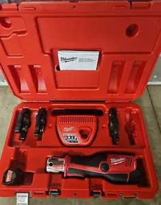 NEU Milwaukee M12 Force Logic Presswerkzeug-Set mit 3 Backen Modell # 2473-22 - Bild 1 von 3