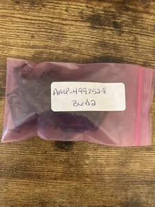 40 499252-8 TE Connectivity / AMP Brand 016 STRAIN RELIEF A-L RCPT - Picture 1 of 2