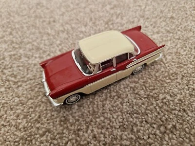 CORGI SOLIDO 1/43 CLASSIC SIMCA CHAMBORD DIECAST MODEL CAR - Image 1 of 3
